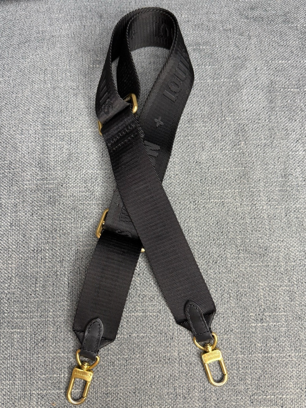 Louis Vuitton adjustable crossbody wide guitar strap BLACK - Picture 3 of 5